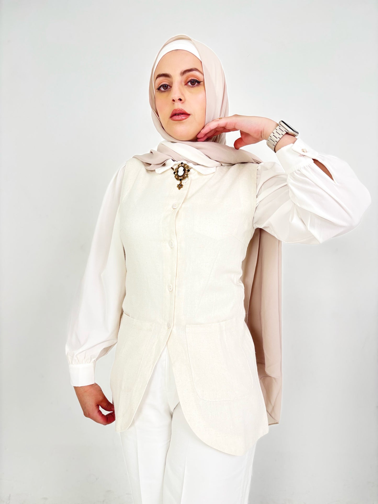 vanilla linen vest